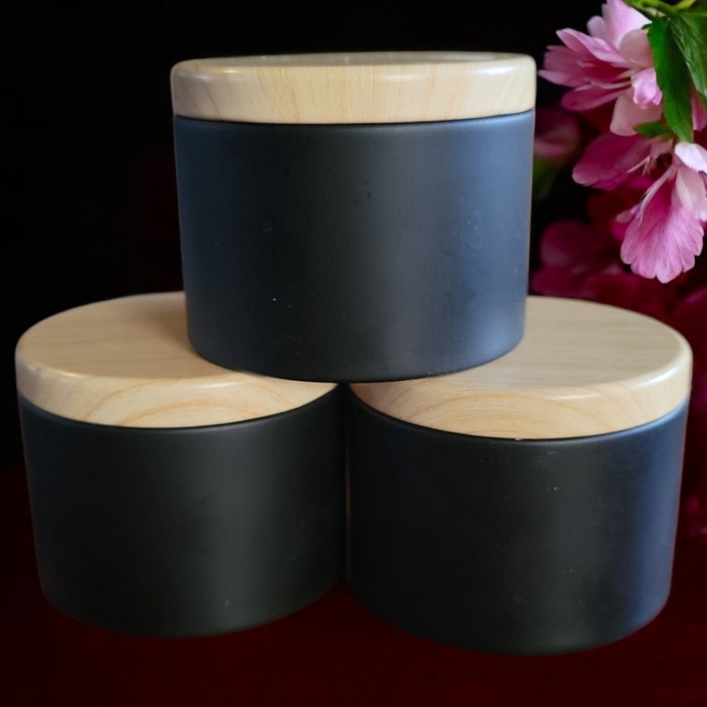 HP๐ 3 Anna's Creations Candles Peppermint/Fresh Scent Black Tins Wood Look Lids - Picture 2 of 5